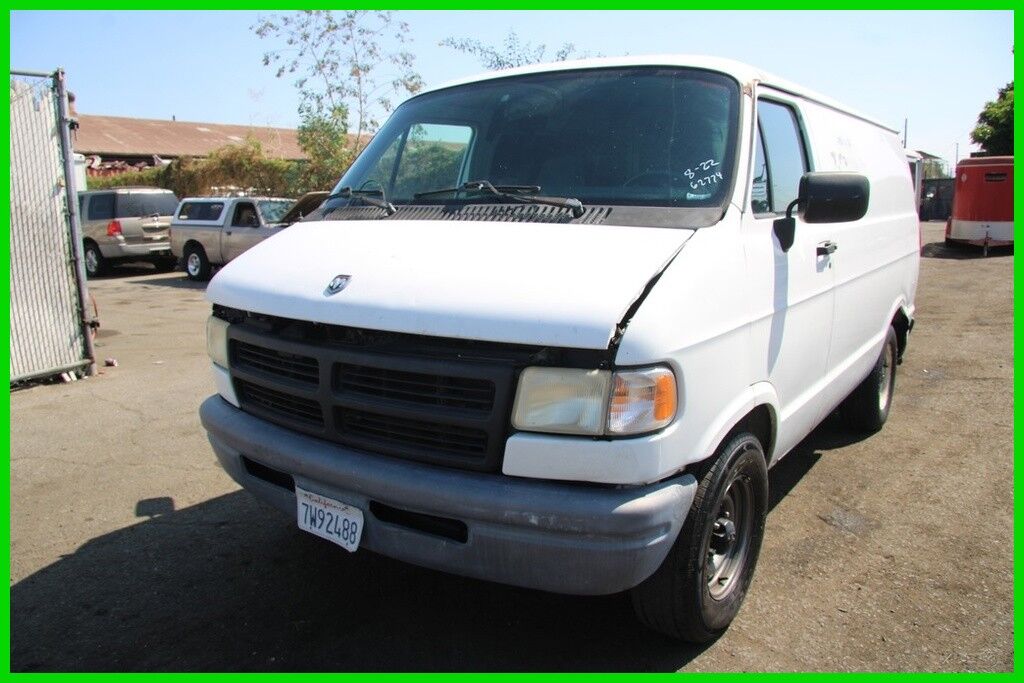 Dodge Ram Van