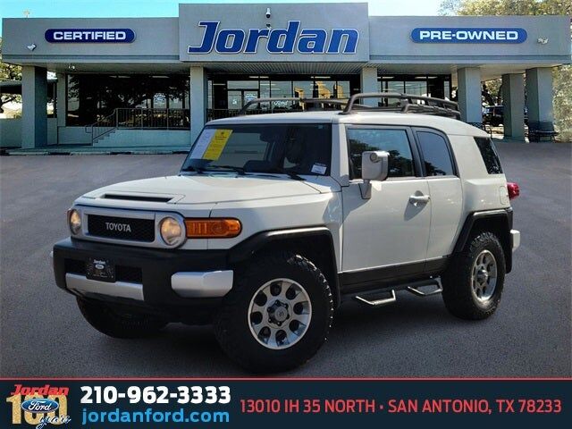 Toyota FJ Cruiser