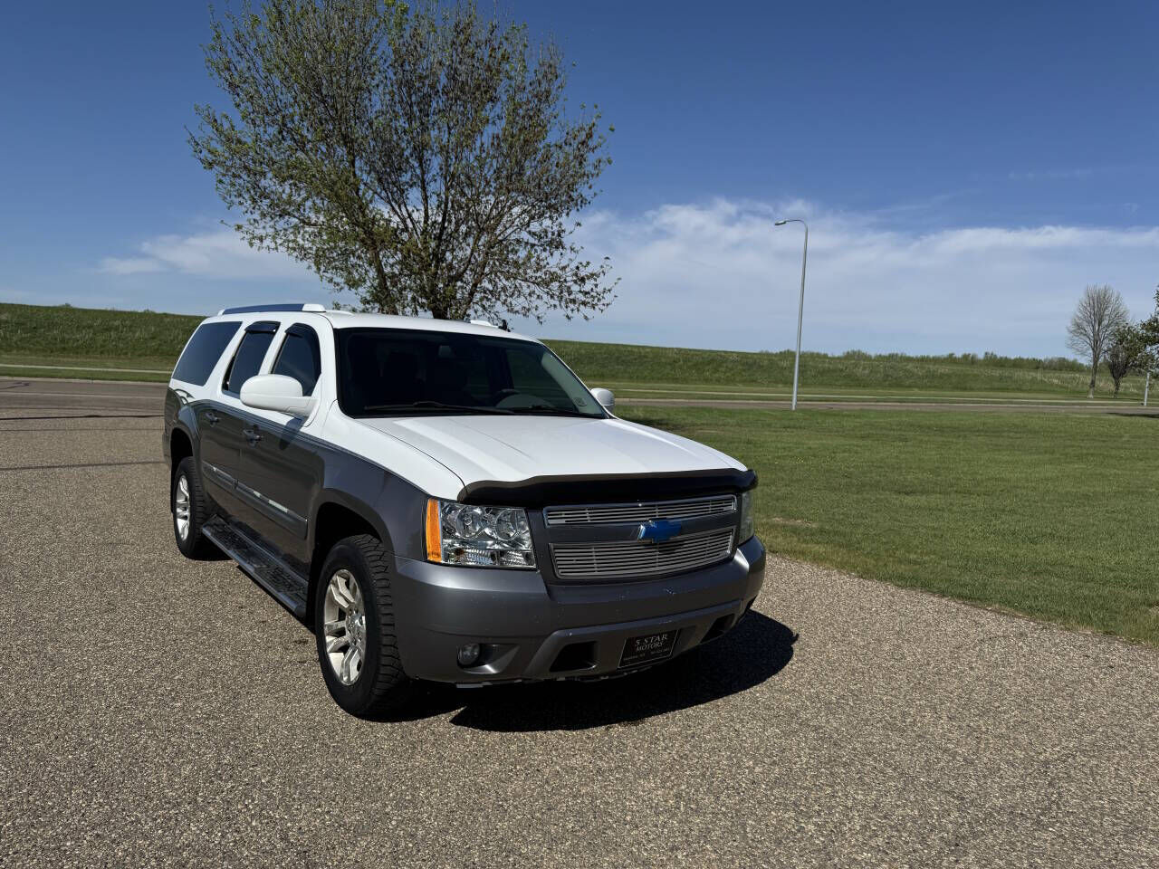 2011 CHEVROLET Suburban
