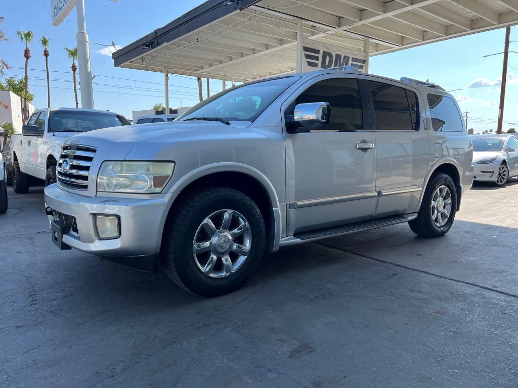 Infiniti QX56