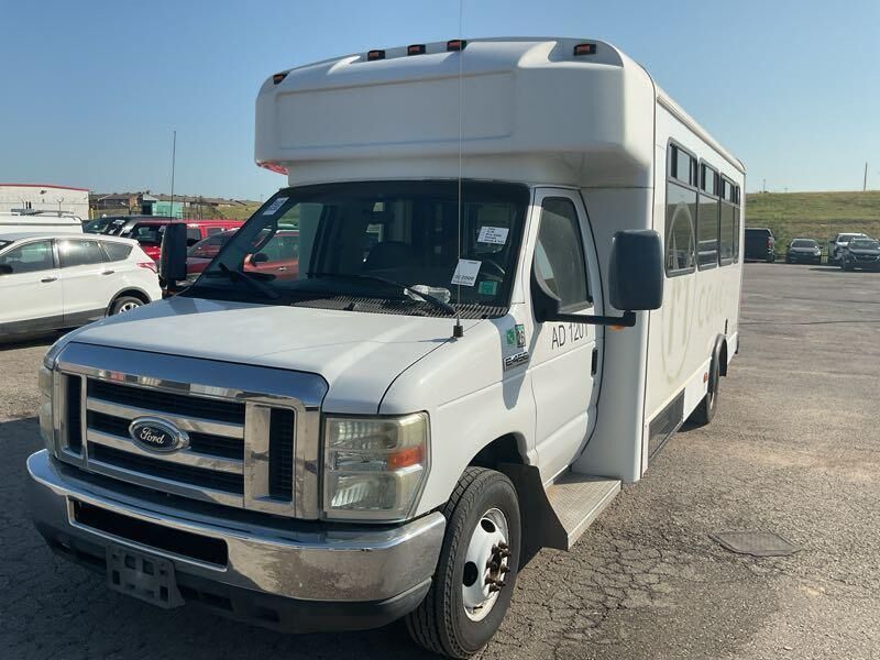 Ford E-450
