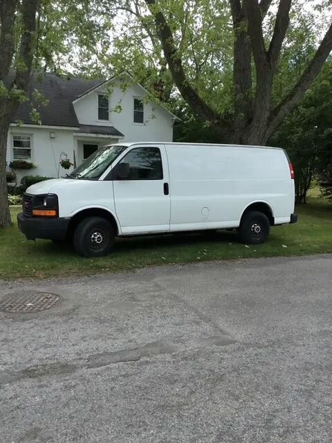 GMC Savana