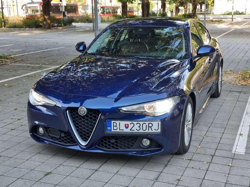 Alfa Romeo Giulia (952)