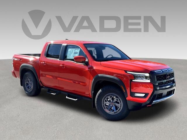 2025 NISSAN Frontier