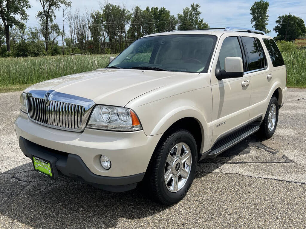 Lincoln Aviator
