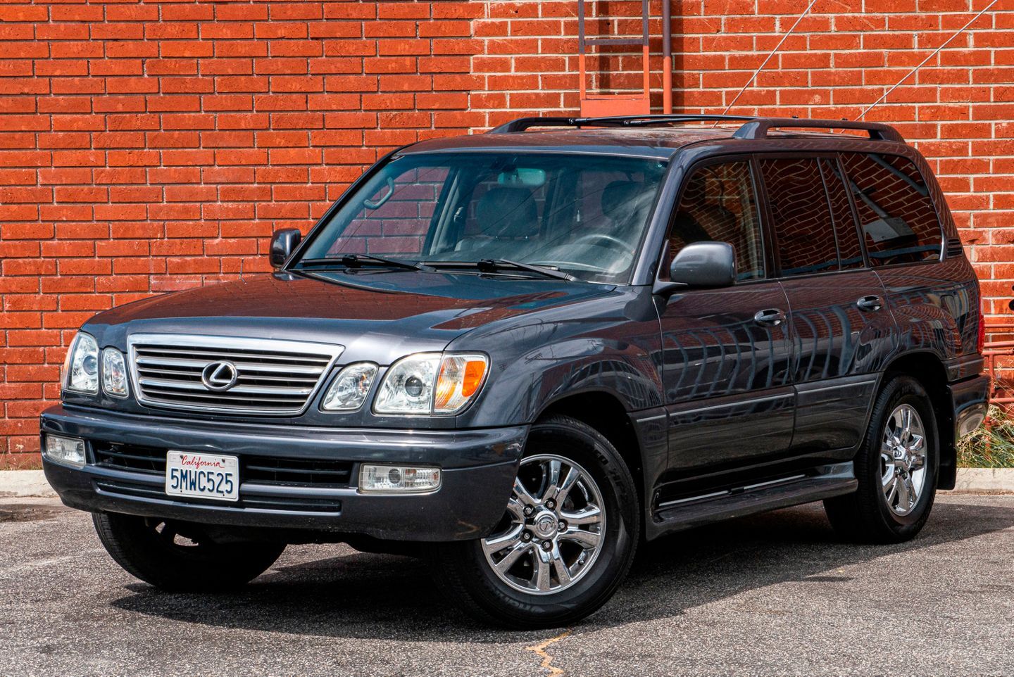 Lexus LX