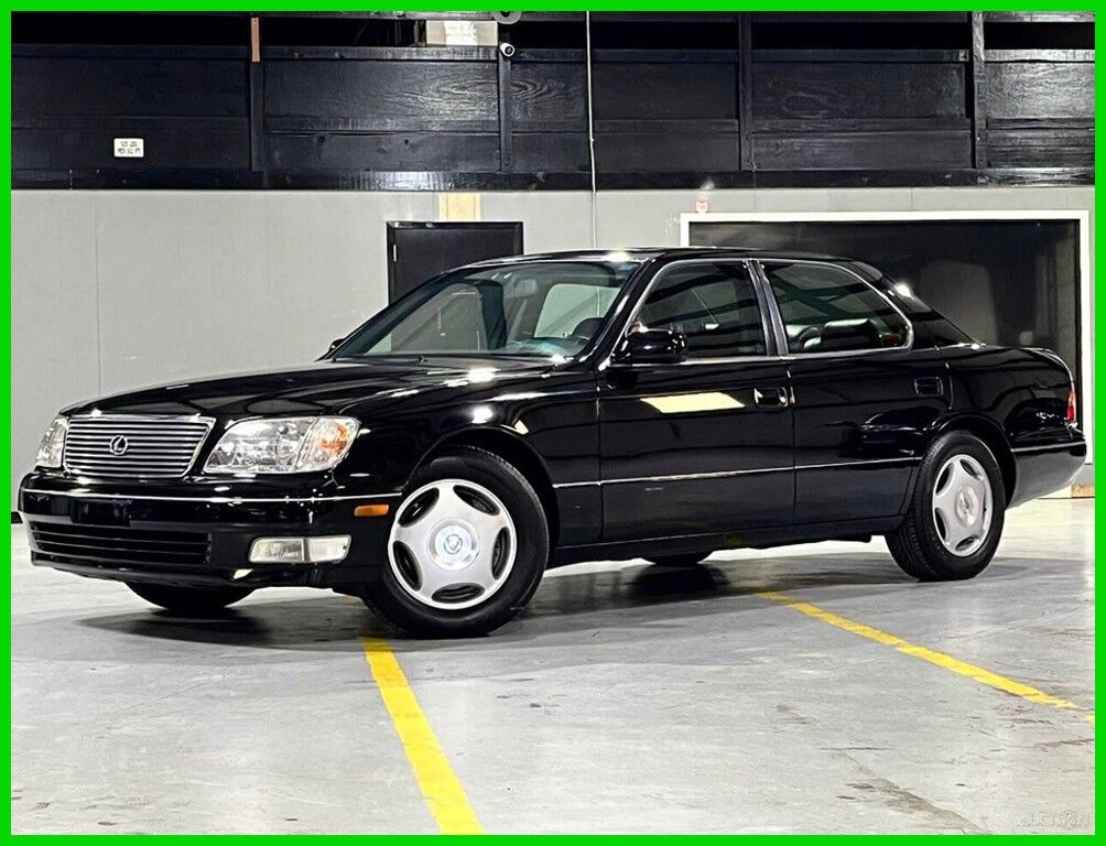 Lexus LS