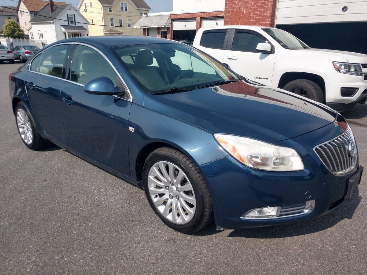 2011 BUICK Regal