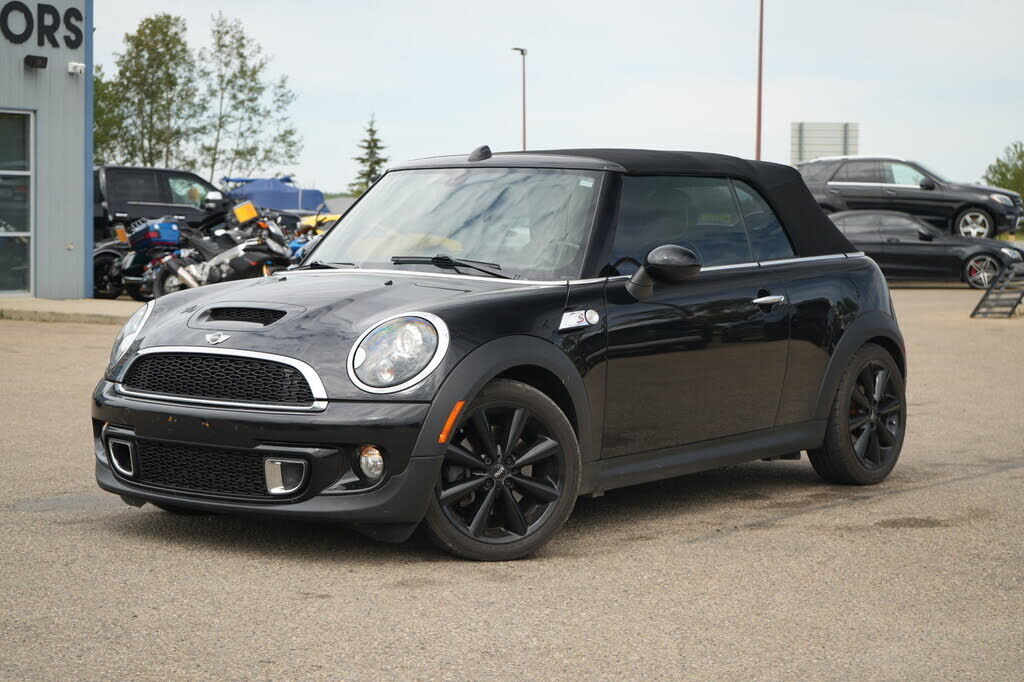 MINI Cooper Convertible