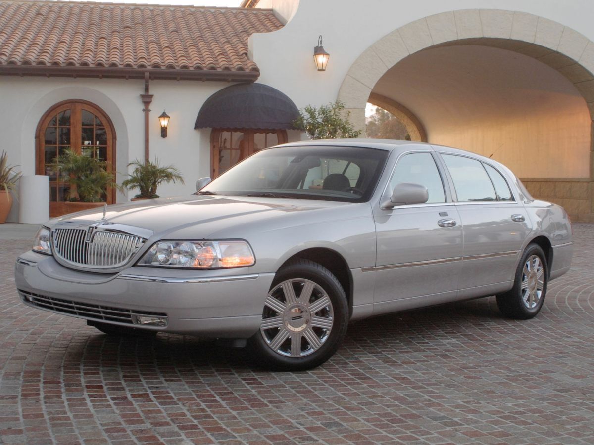 Lincoln Town Car