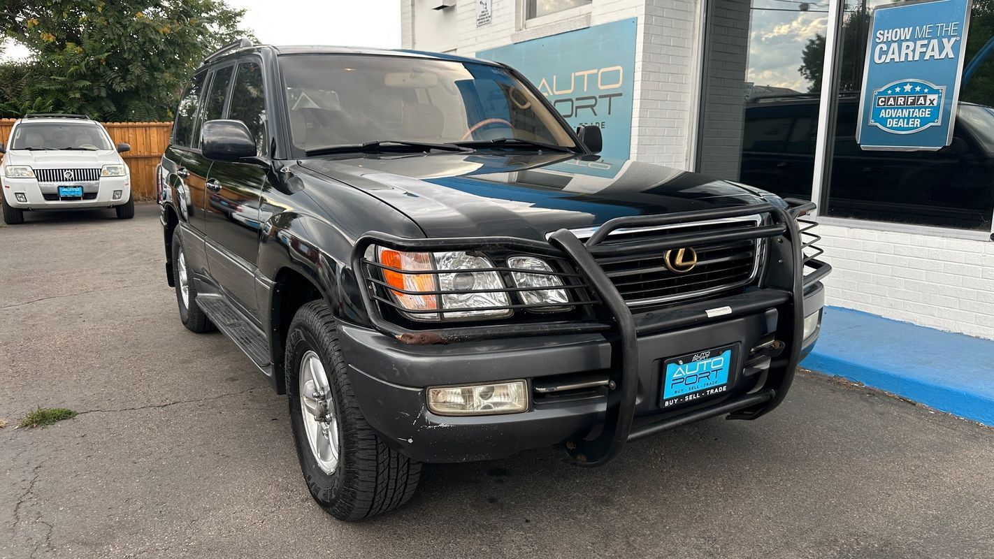 Lexus LX