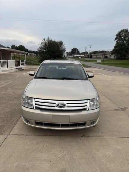 Ford Taurus