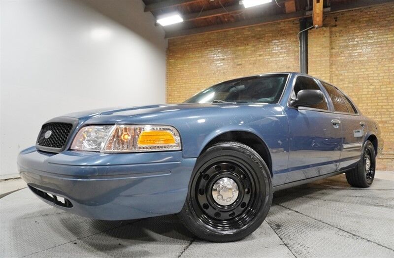 Ford Crown Victoria