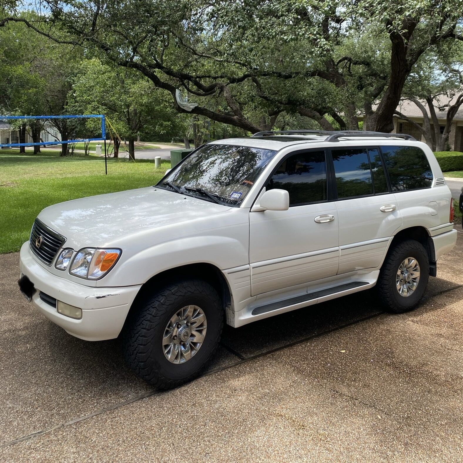 Lexus LX