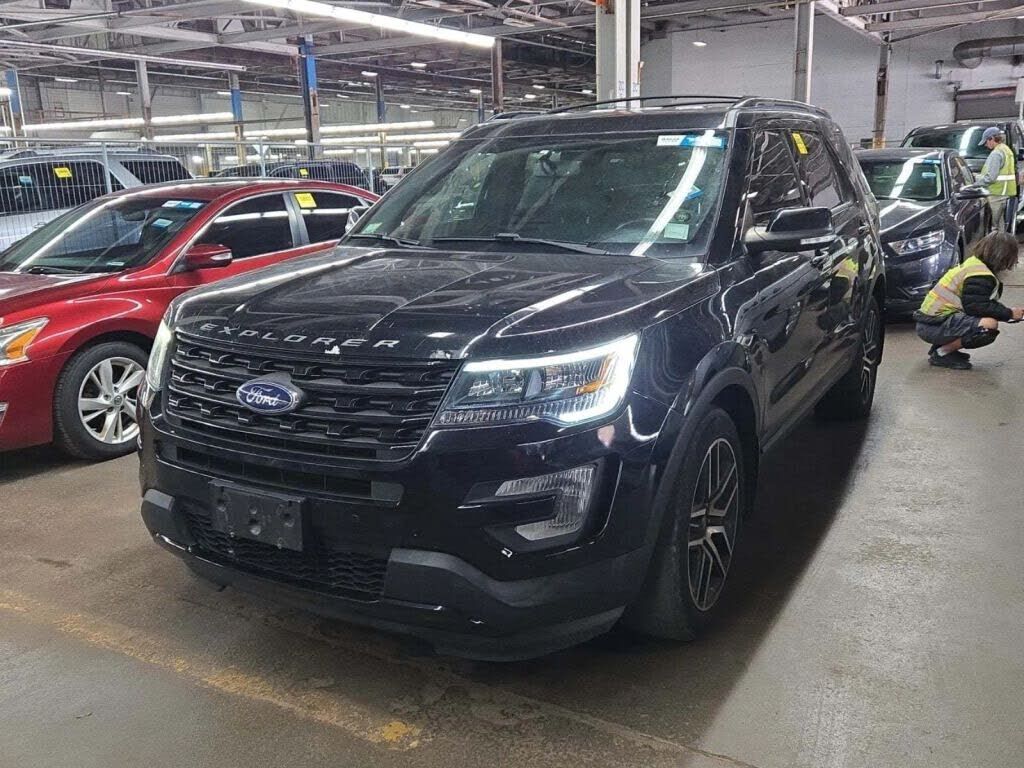 2017 FORD Explorer