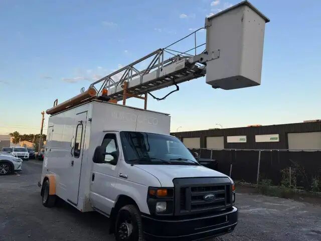 Ford E-450