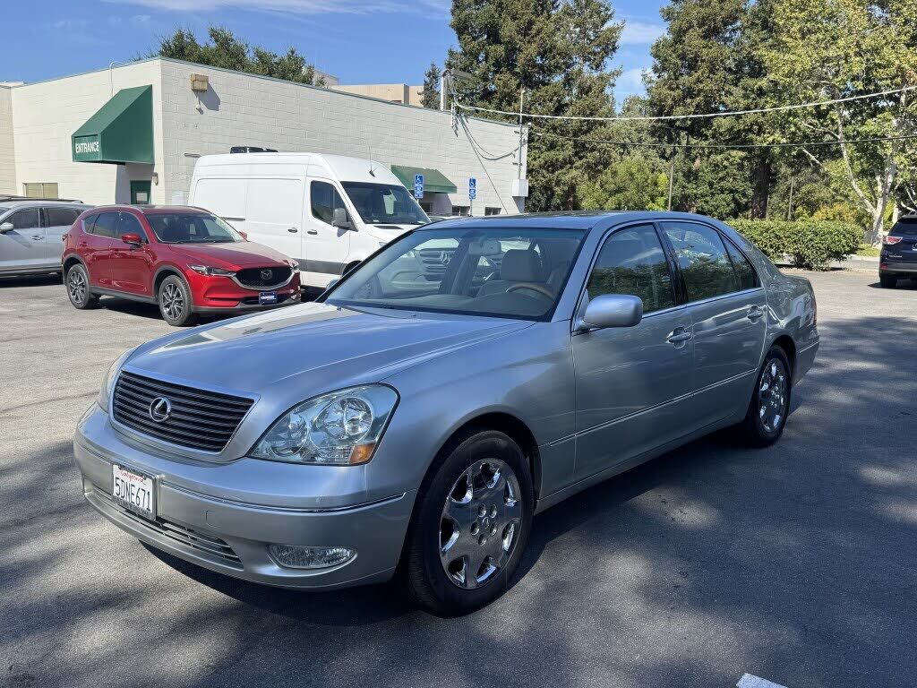 Lexus LS