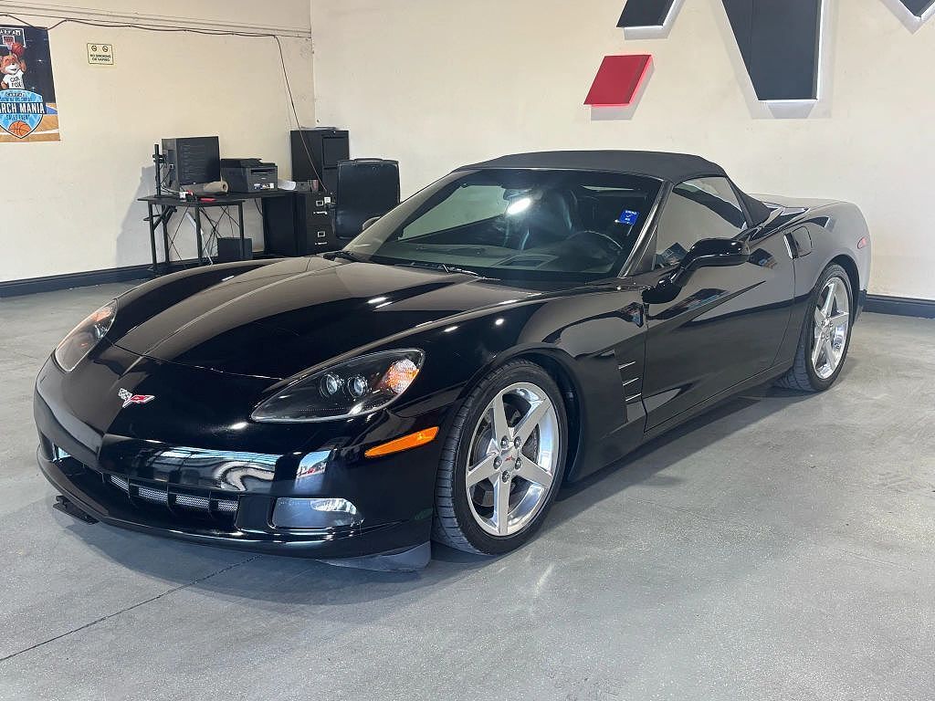 2005 CHEVROLET Corvette