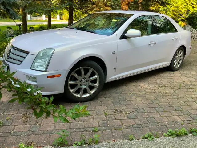 Cadillac STS