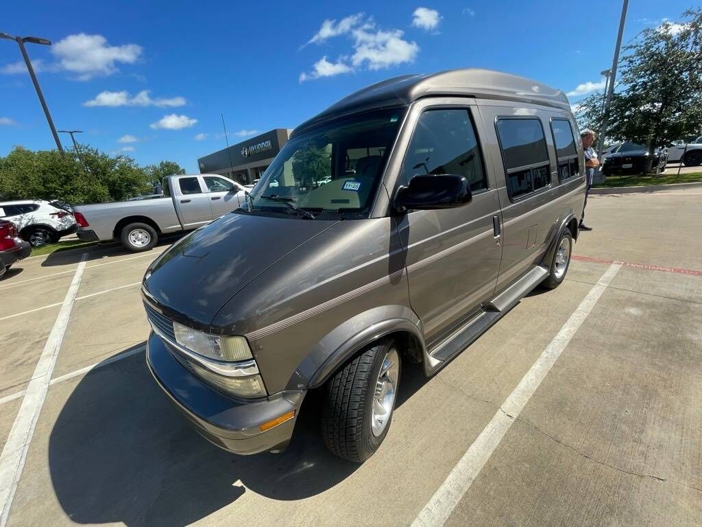 Chevrolet Astro Van