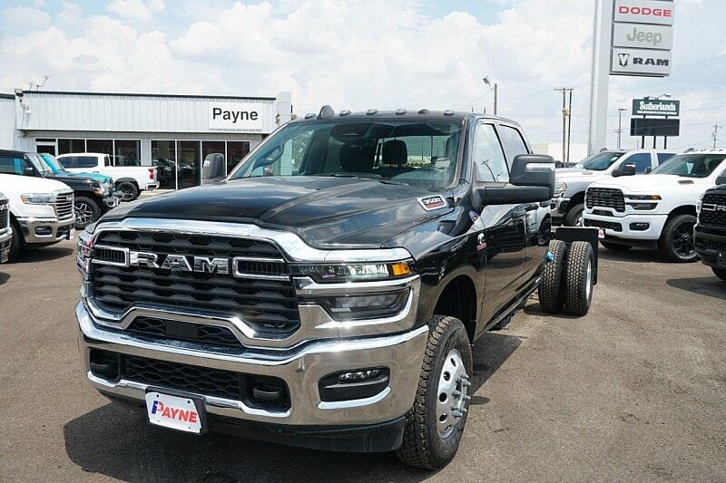 2025 RAM 3500