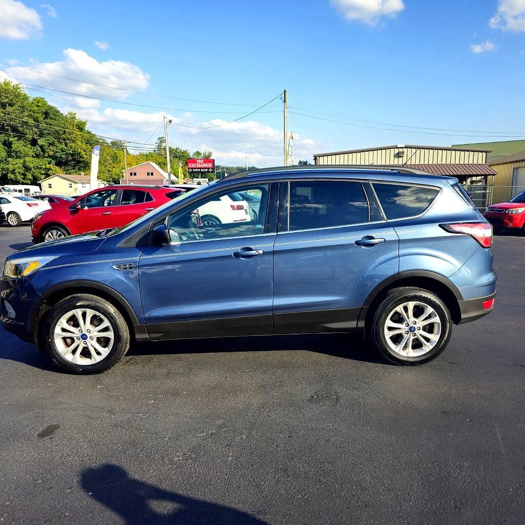 2018 FORD Escape