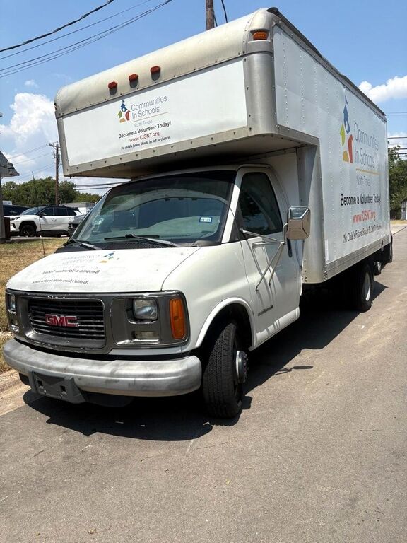 GMC Savana