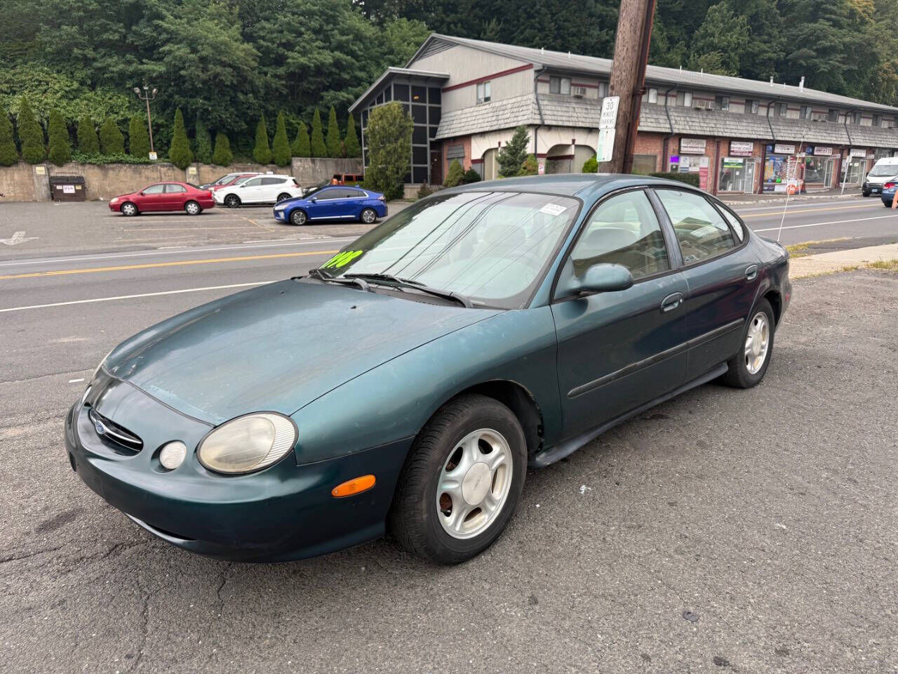 Ford Taurus