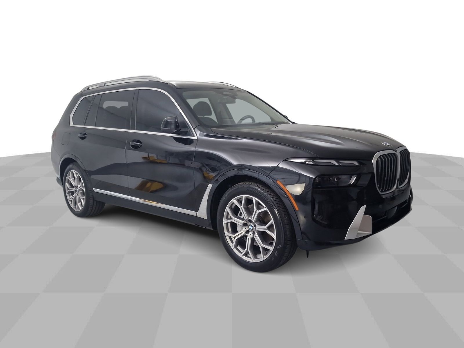 2023 BMW X7