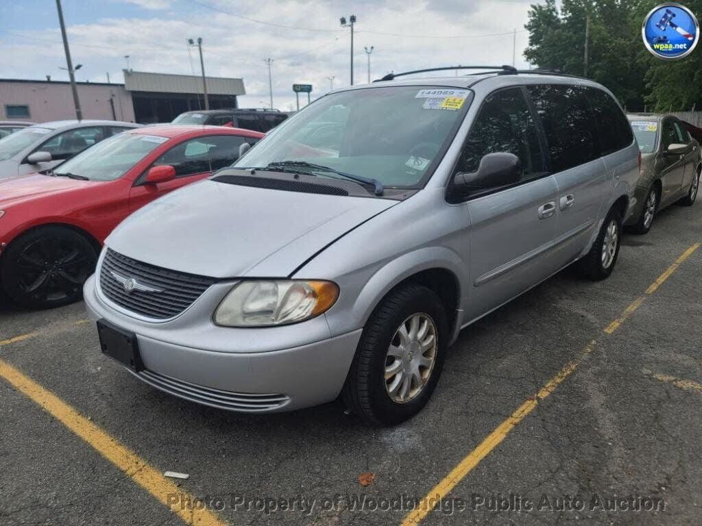 Chrysler Town and Country
