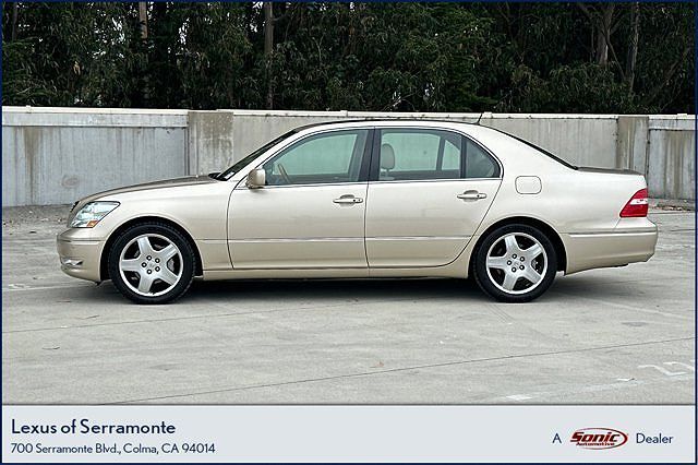 Lexus LS