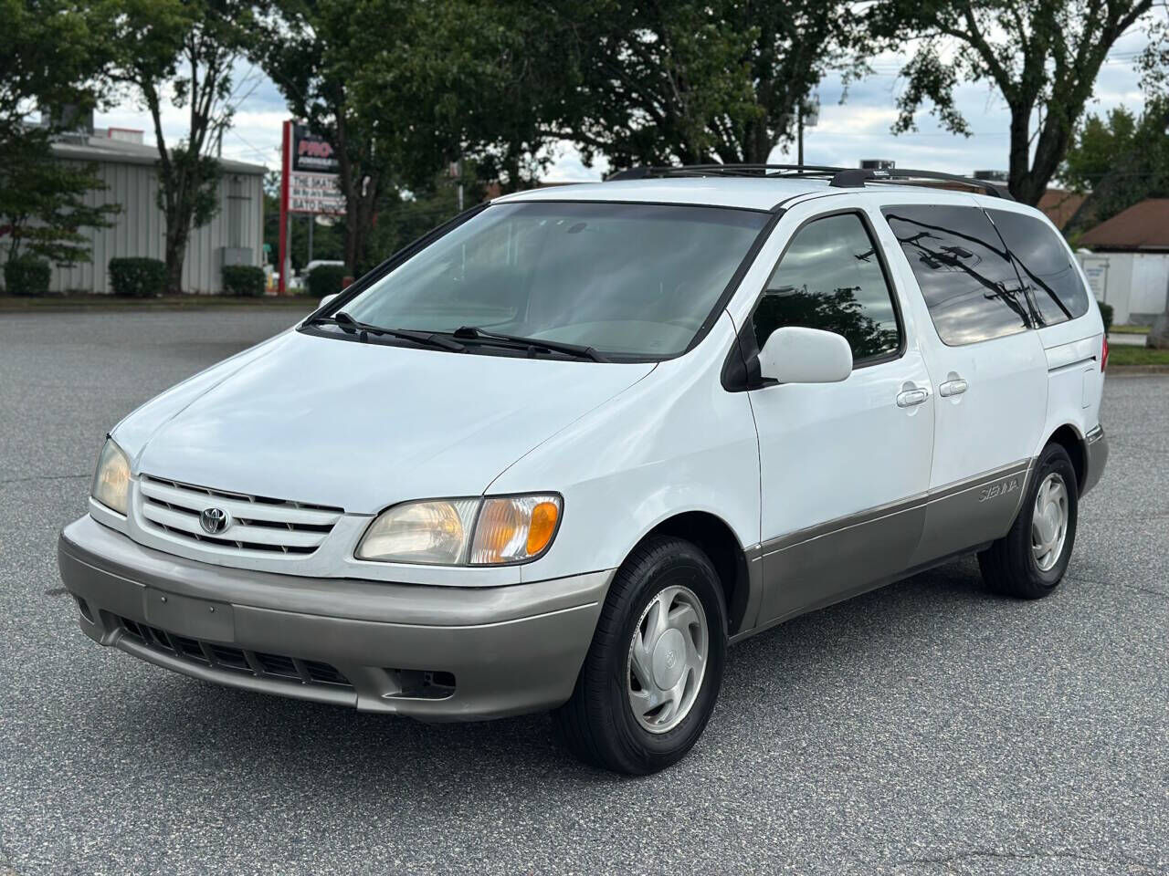 Toyota Sienna