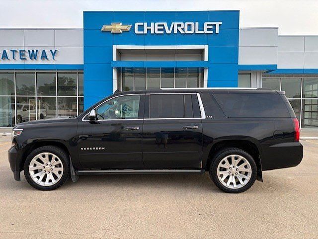 2016 CHEVROLET Suburban