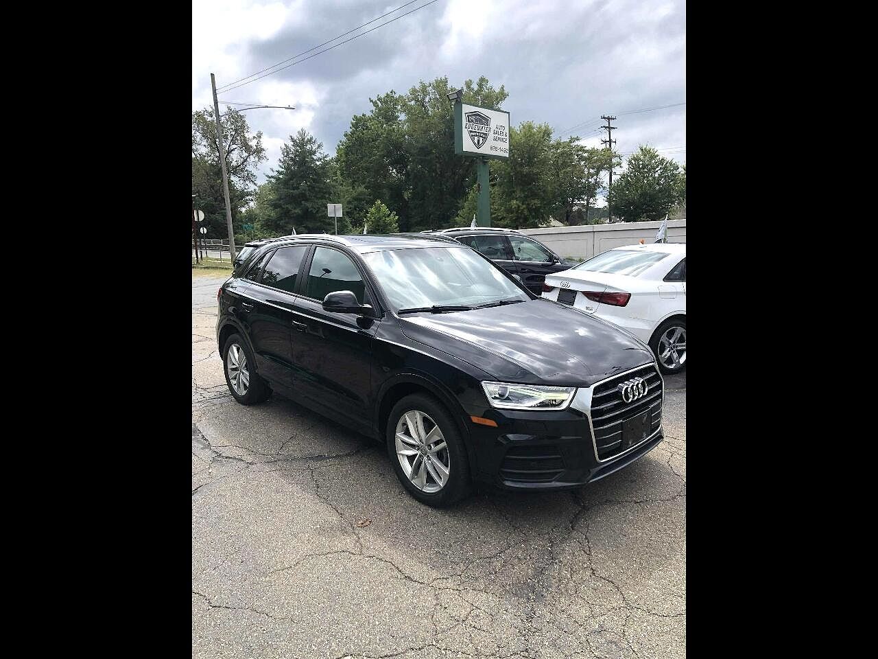 2017 AUDI Q3