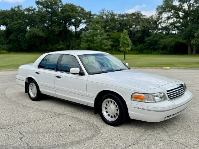 Ford Crown Victoria