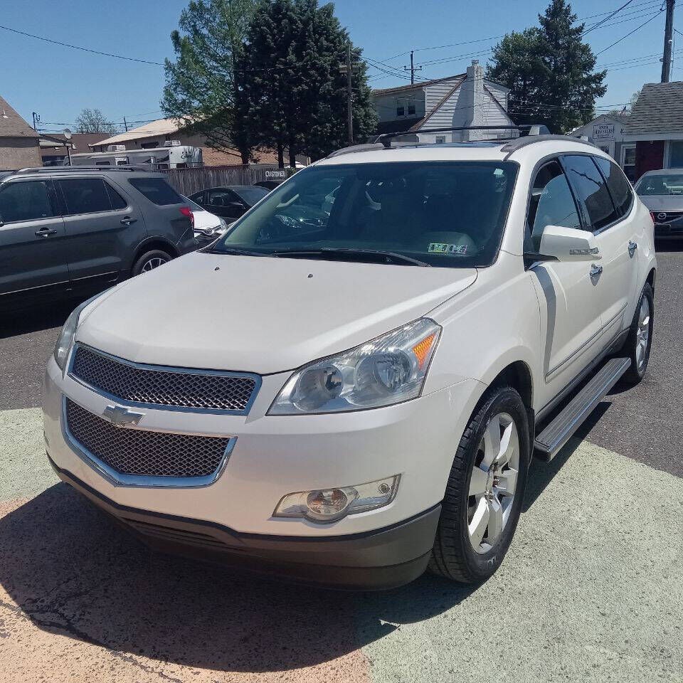2011 CHEVROLET Traverse