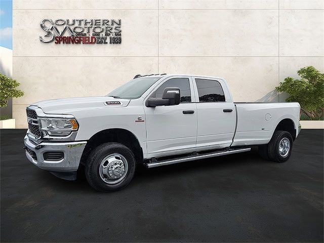 2023 RAM 3500