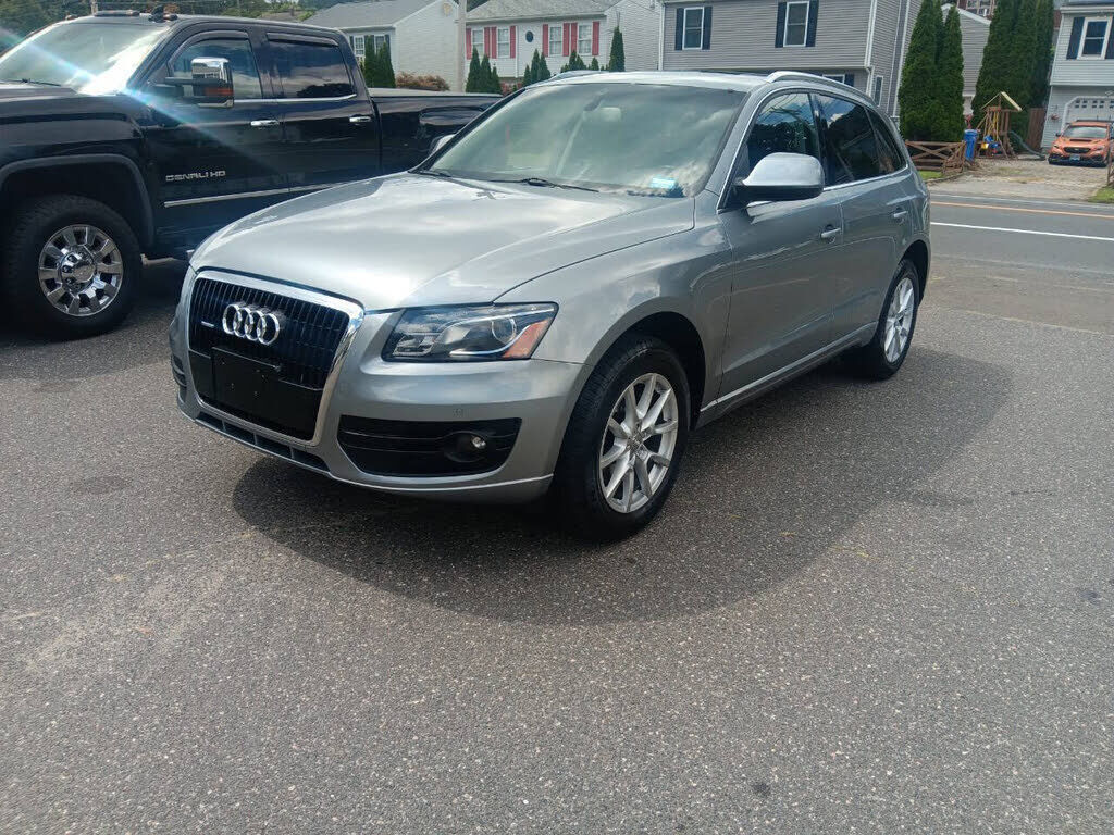 2010 AUDI Q5