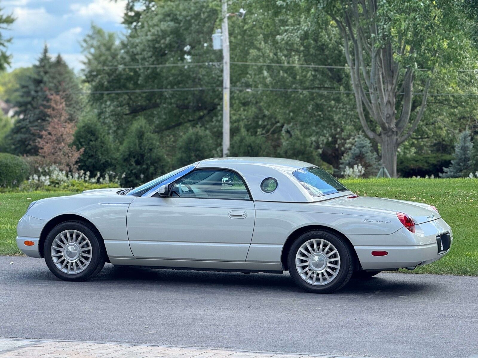 Ford Thunderbird