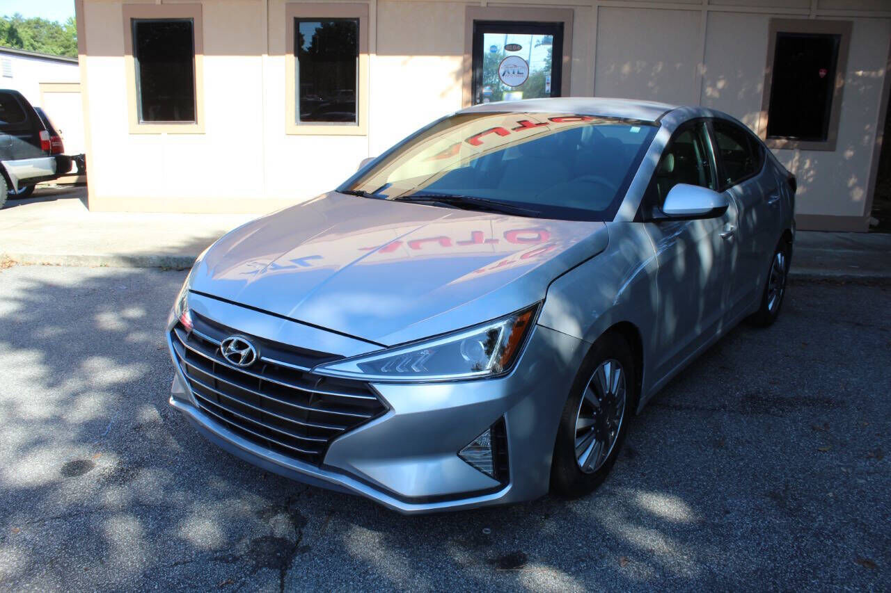 2019 HYUNDAI Elantra