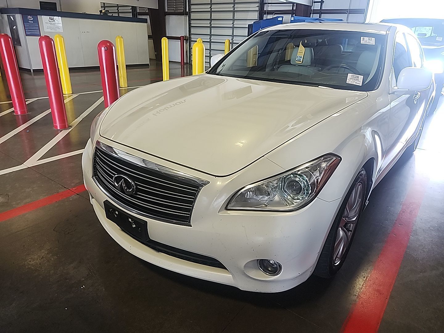 Infiniti M37
