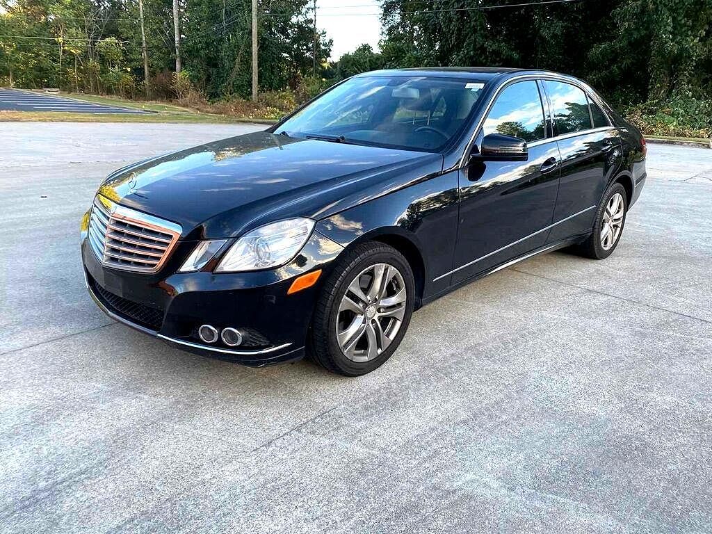 2010 MERCEDES-BENZ E-Class