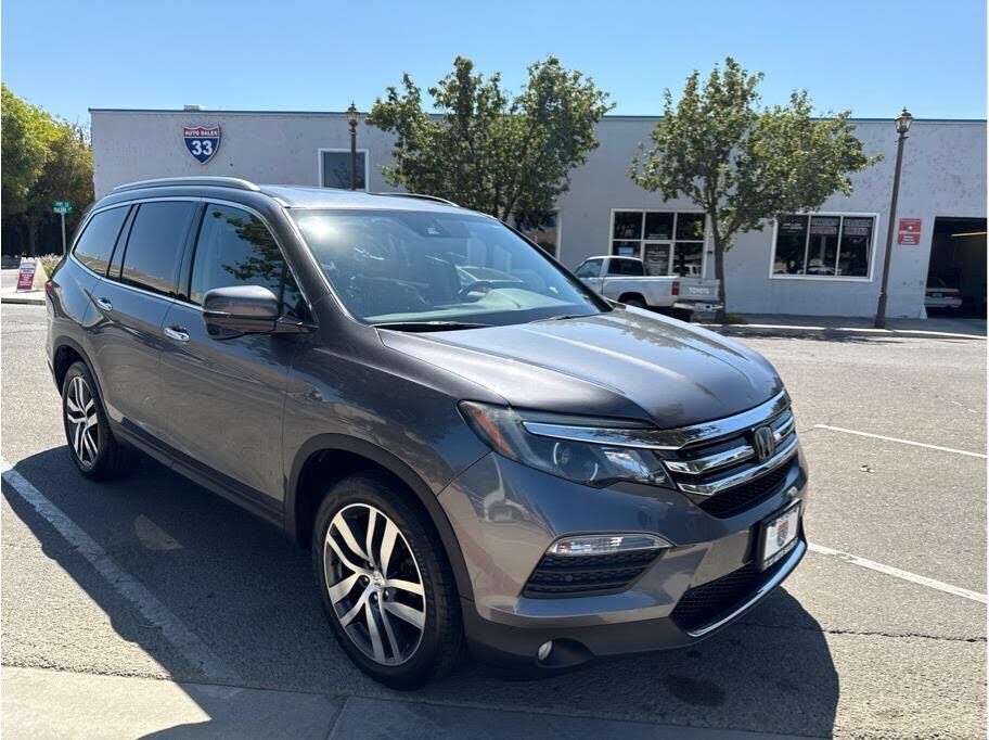 2017 HONDA Pilot