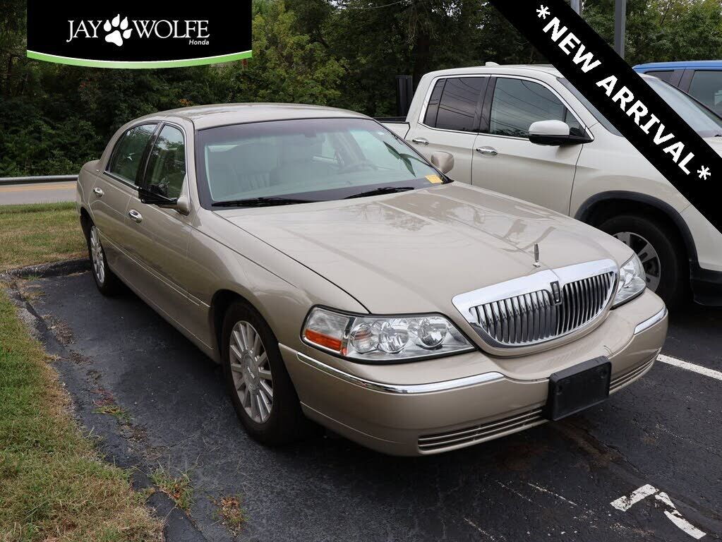 Lincoln Town Car