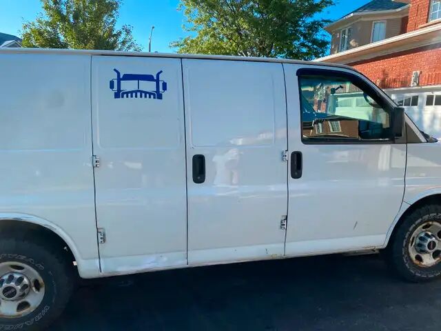 GMC Savana