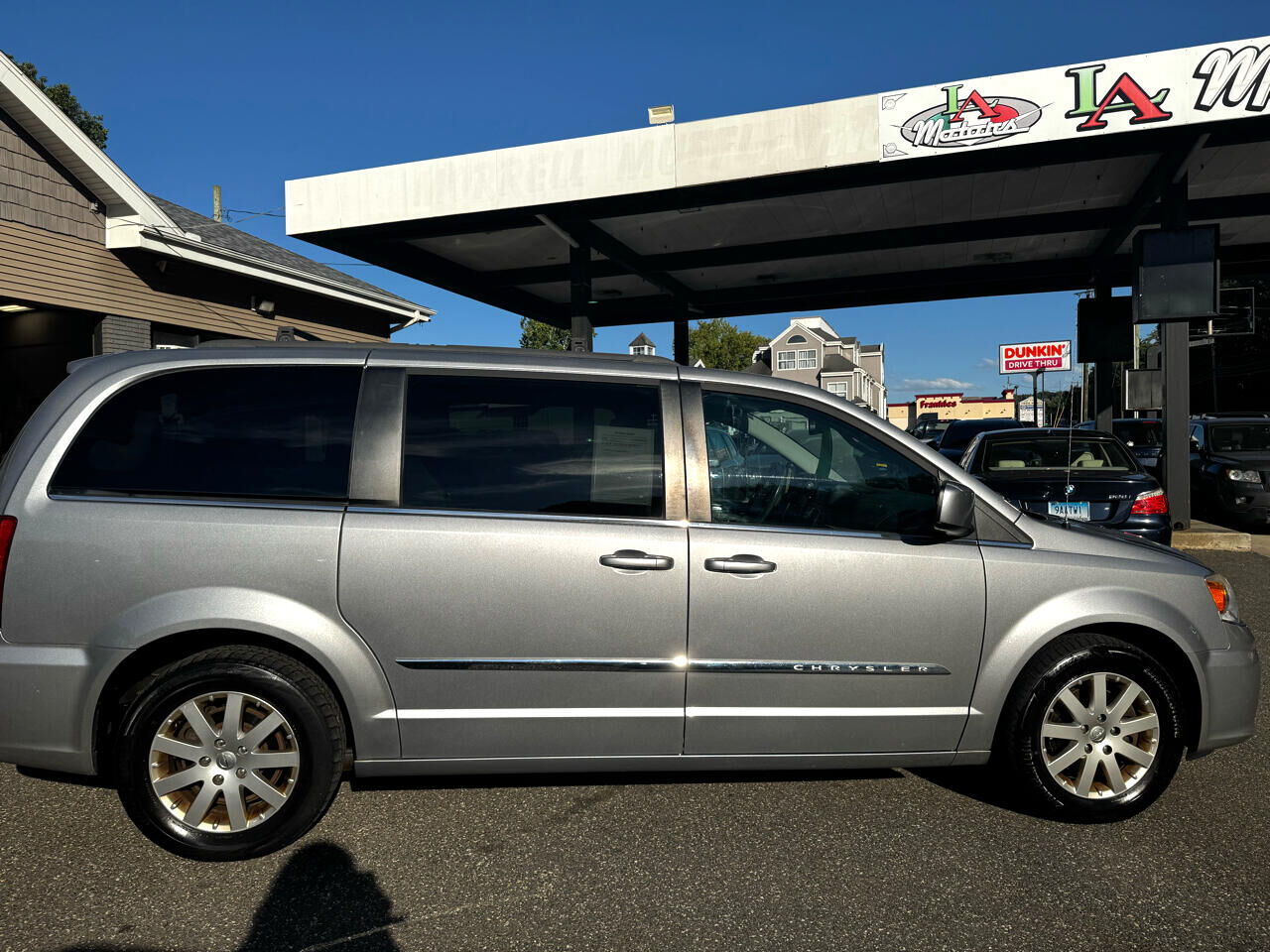 2013 CHRYSLER Town and Country