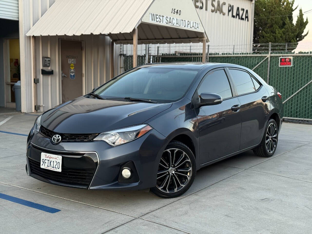 2016 TOYOTA Corolla