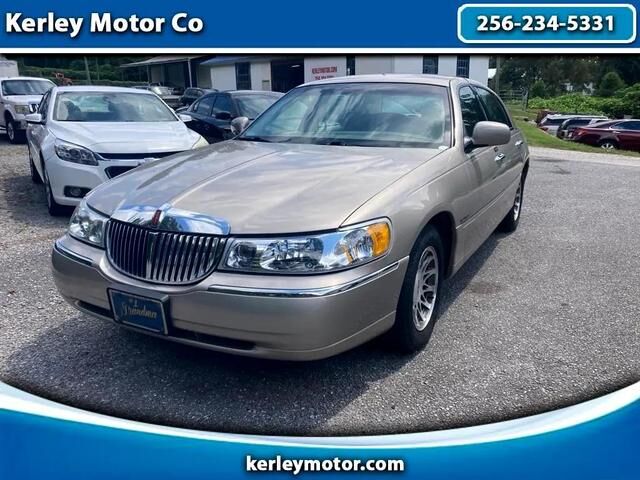 Lincoln Town Car