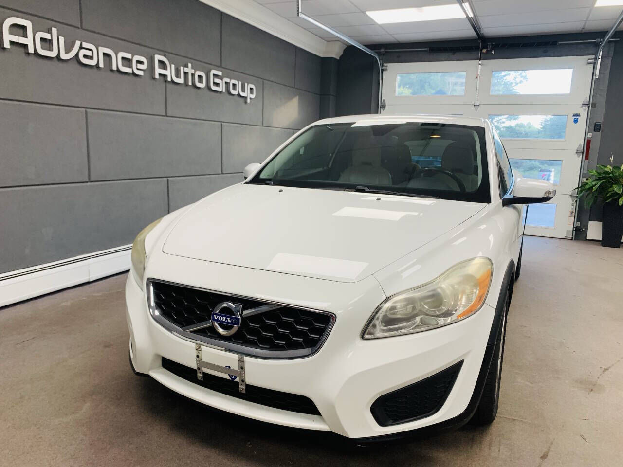 2011 VOLVO C30