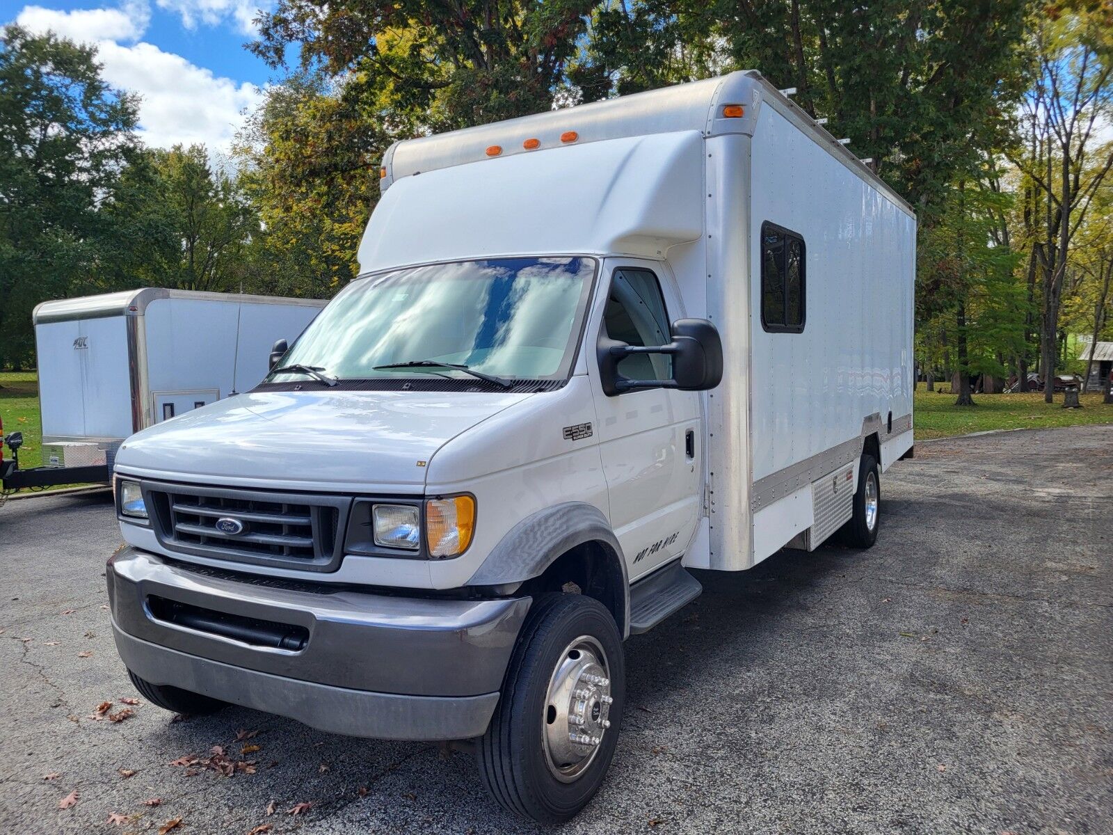 Ford E-550